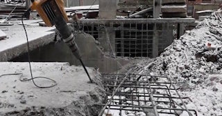 Демонтаж монолитного перекрытия в Крымске - Профессиональная разборка от 827 руб.